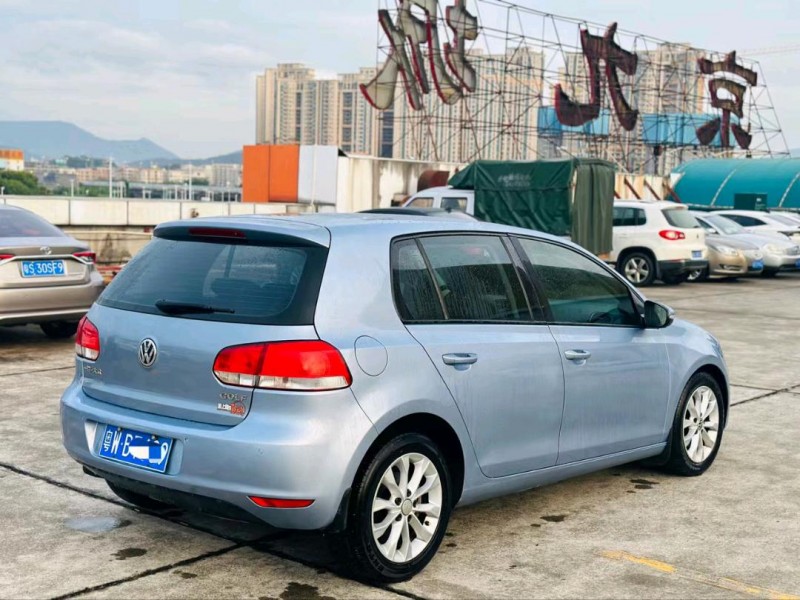 东莞10年大众高尔夫8