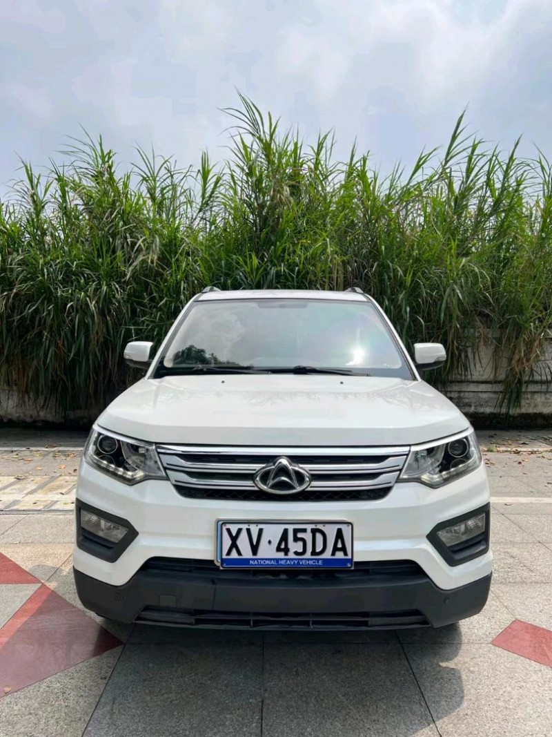 東莞16年長安汽車CX701