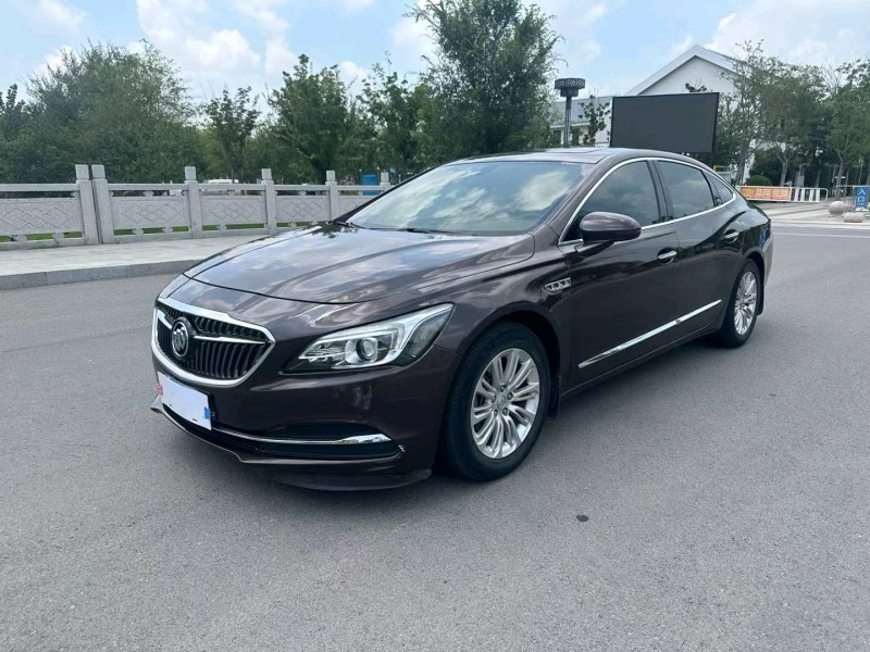 徐州17年别克君越5