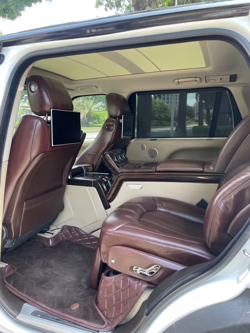 东莞17年路虎揽胜5