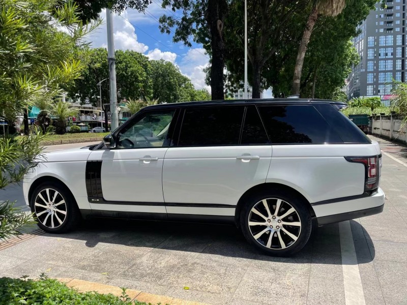 东莞17年路虎揽胜7