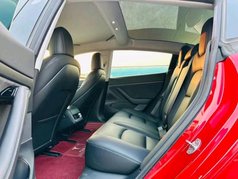 東莞21年特斯拉MODEL 35