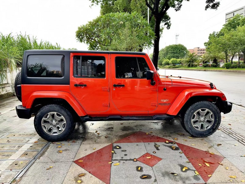 东莞15年Jeep牧马人8