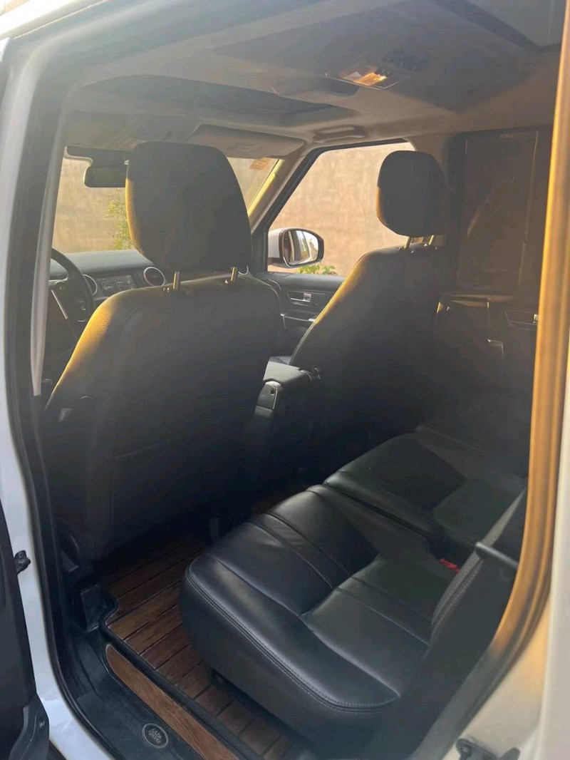 邢台17年路虎发现6