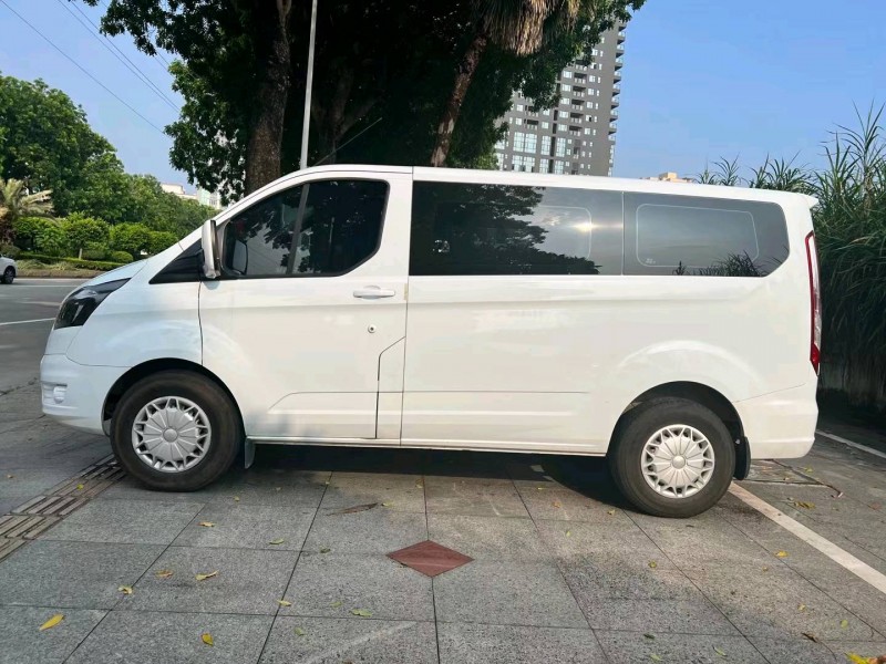 东莞22年福特全顺8