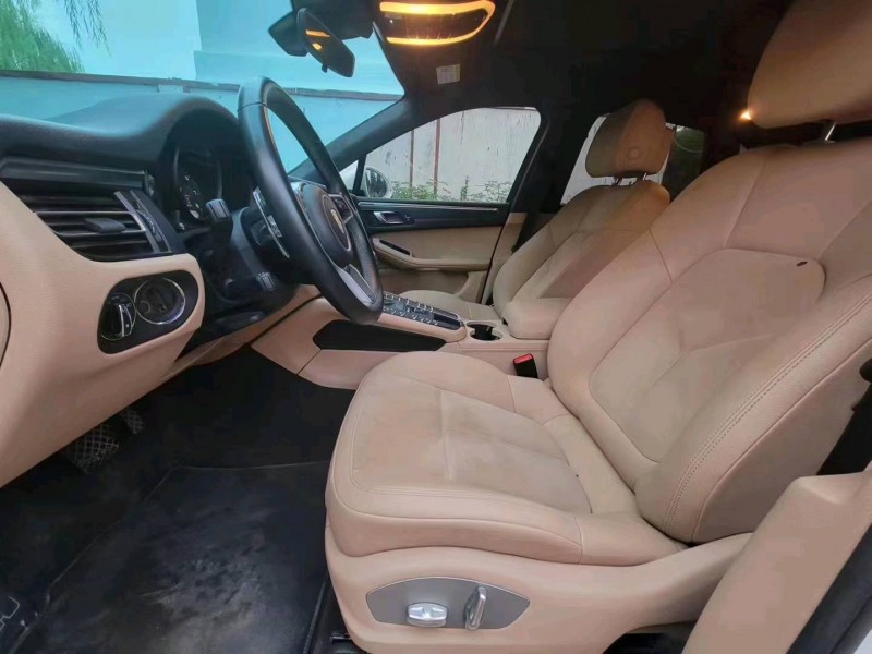 东营19年保时捷Macan8