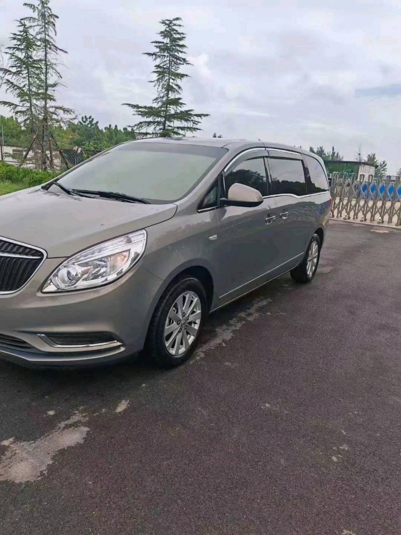 枣庄20年别克GL82