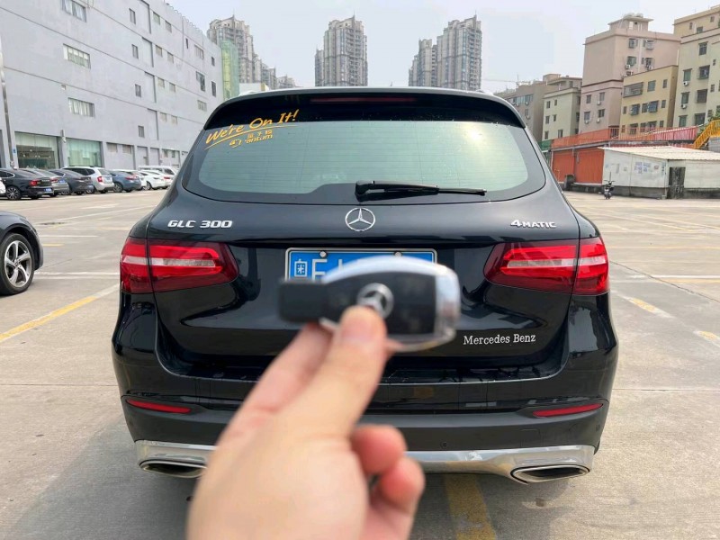 广州16年奔驰GLC9