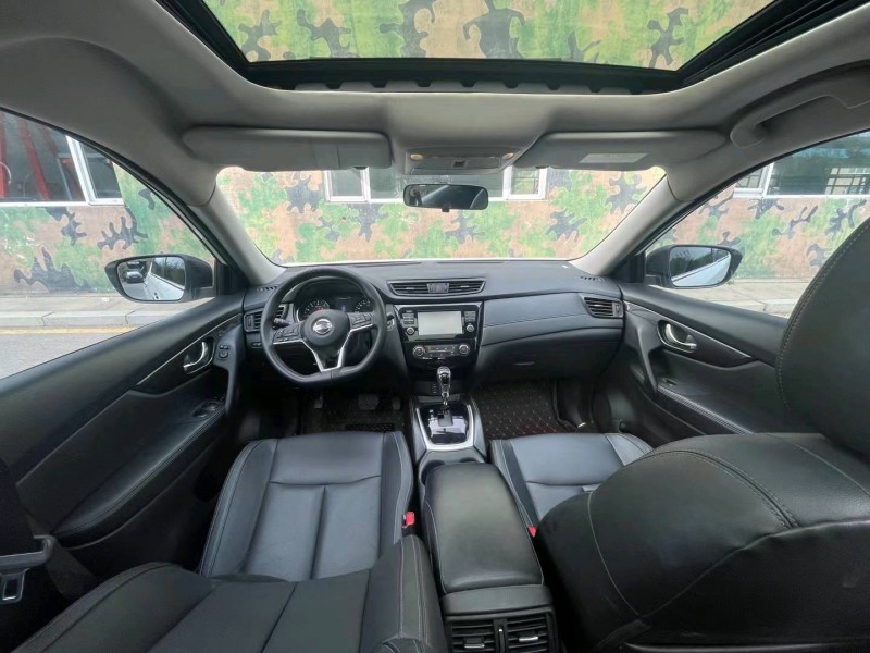 沈阳18年日产奇骏9