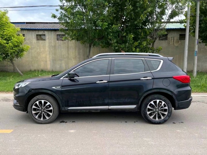 邢台17年东风风度3