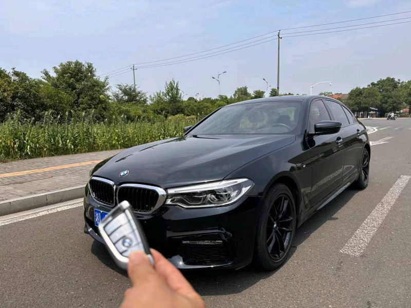 广州18年宝马5系3