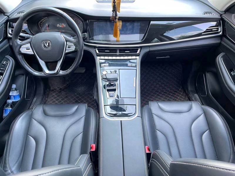 东营19年长安汽车CS855