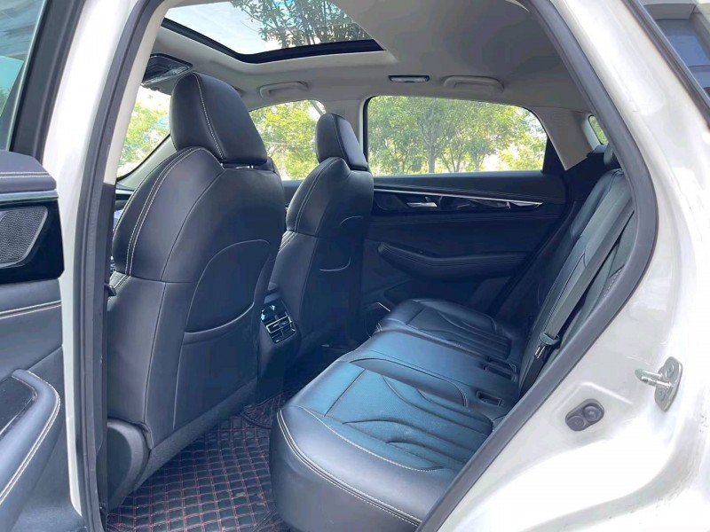 东营19年长安汽车CS857