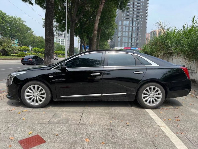 东莞18年凯迪拉克XTS8