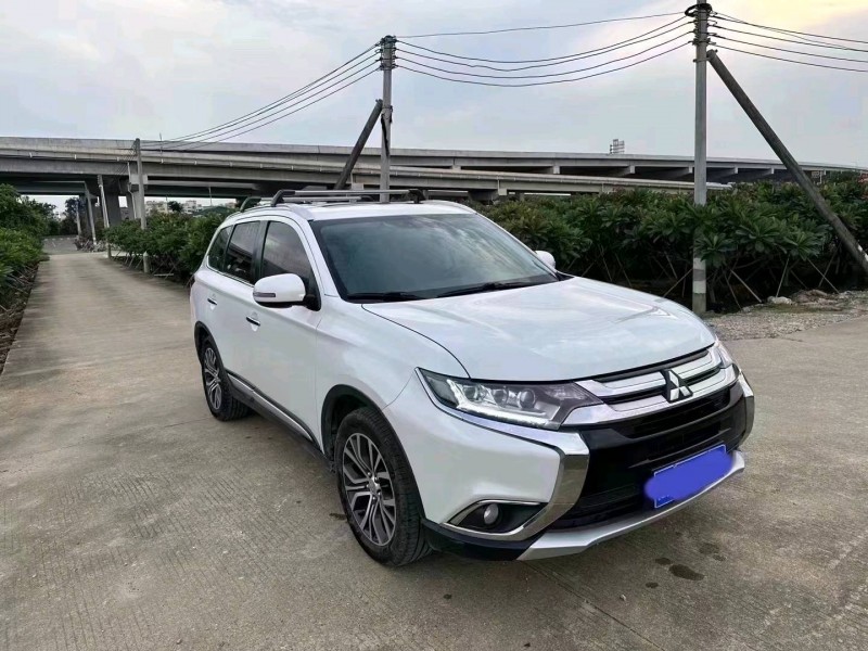 珠海18年三菱欧蓝德2