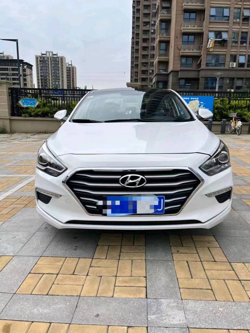 常州19年现代名图1