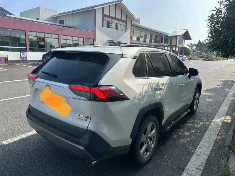 衡阳21年丰田RAV4荣放6