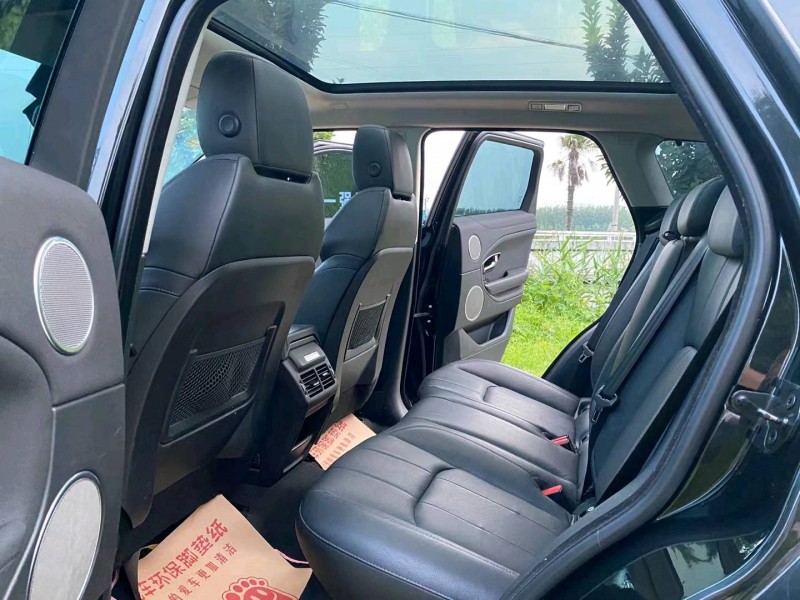 徐州18年路虎极光6