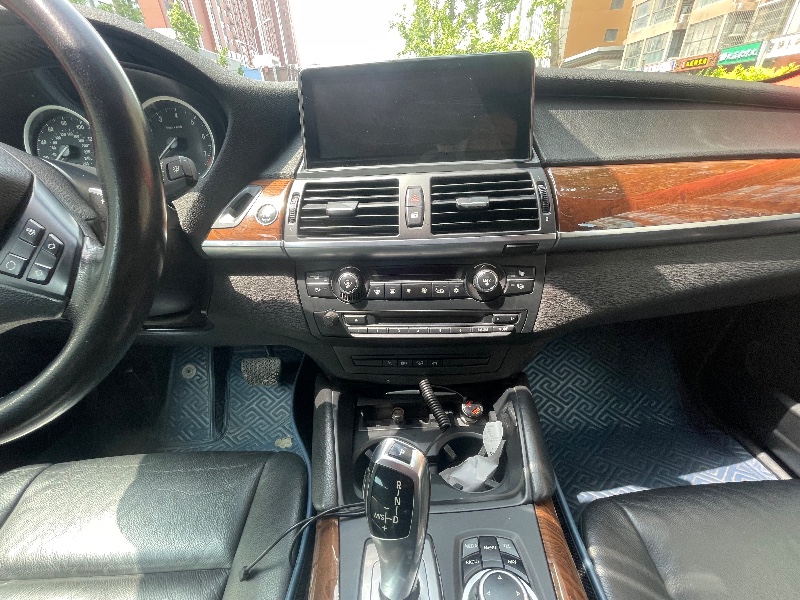 重庆14年宝马X65