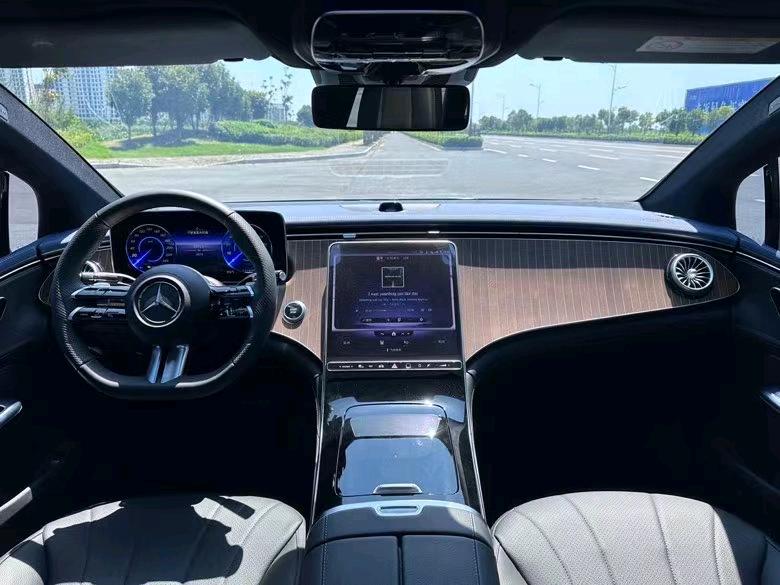 盐城23年奔驰EQE4