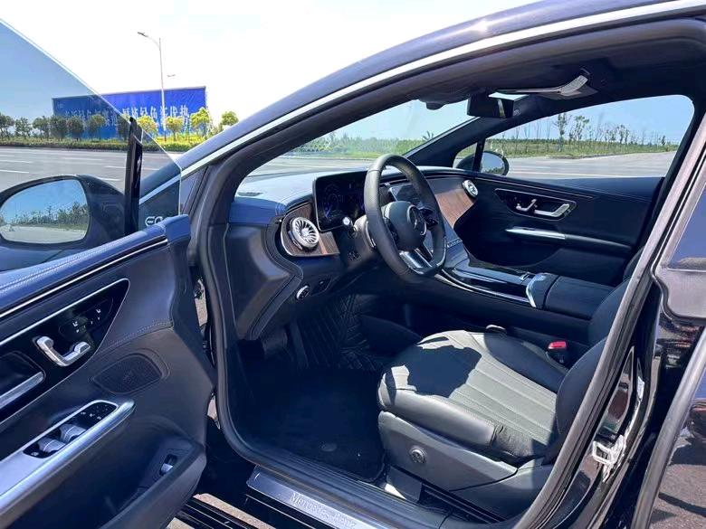 盐城23年奔驰EQE7