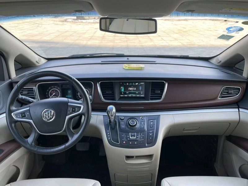 成都19年别克GL86