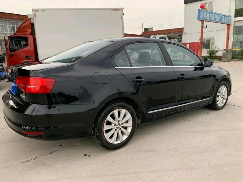 保定16年大众速腾4