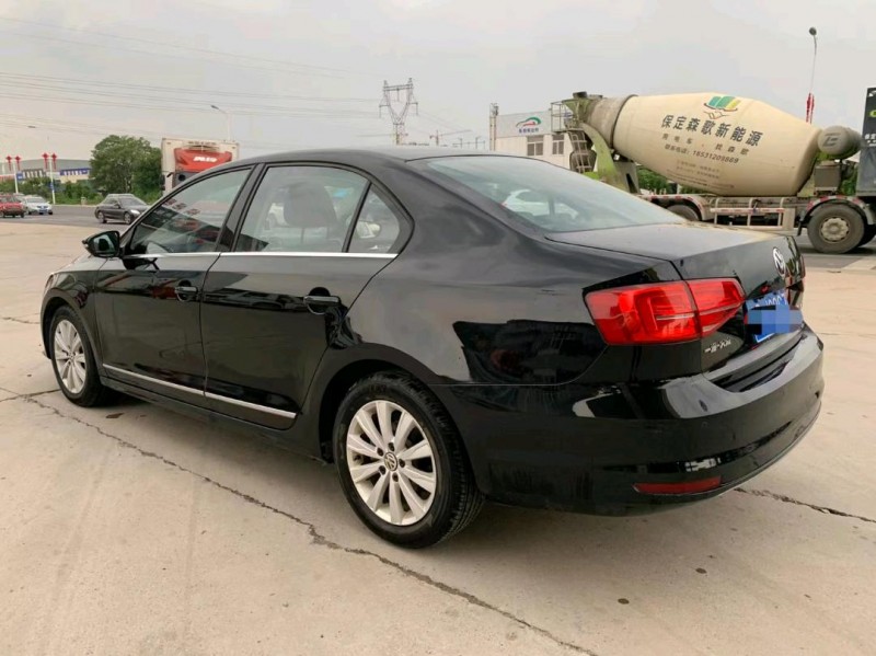 保定16年大众速腾5