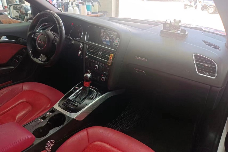 宜昌12年奥迪A57