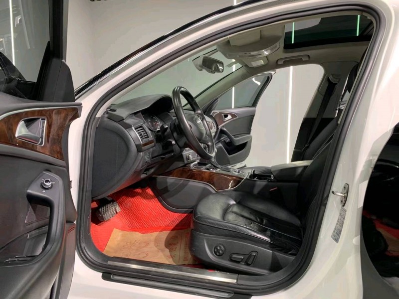 成都16年奥迪A6L3