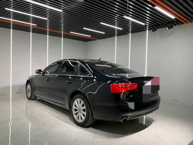 成都16年奥迪A6L8