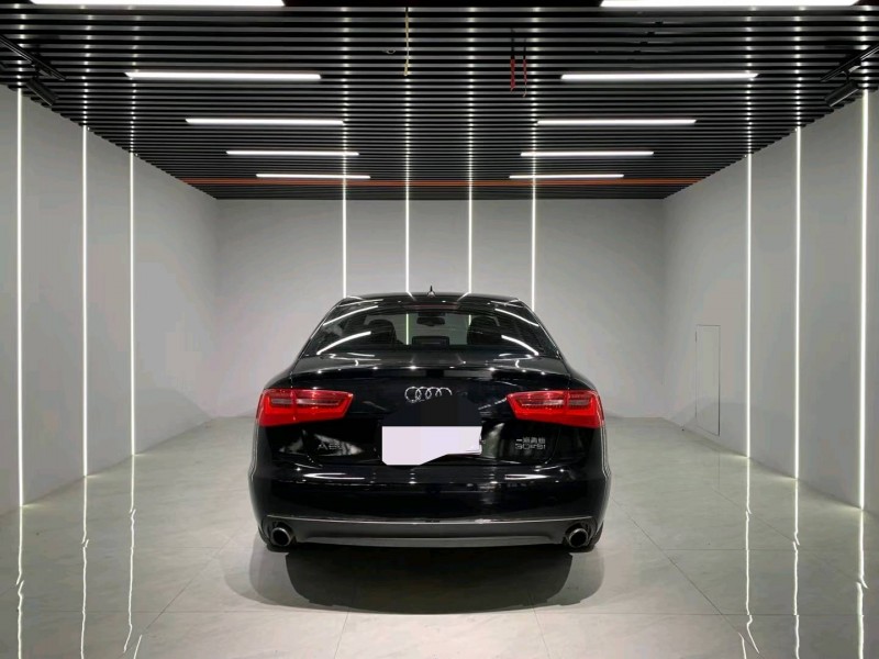 成都16年奥迪A6L9