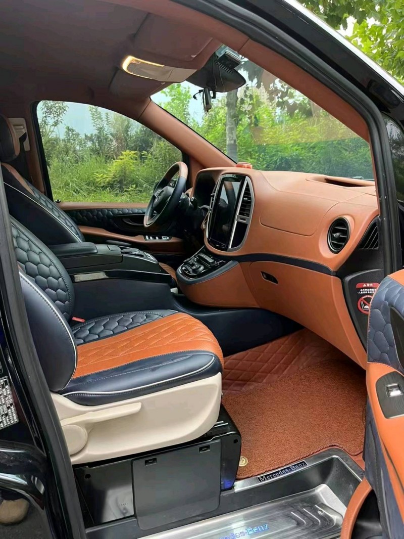 徐州20年奔驰威霆5