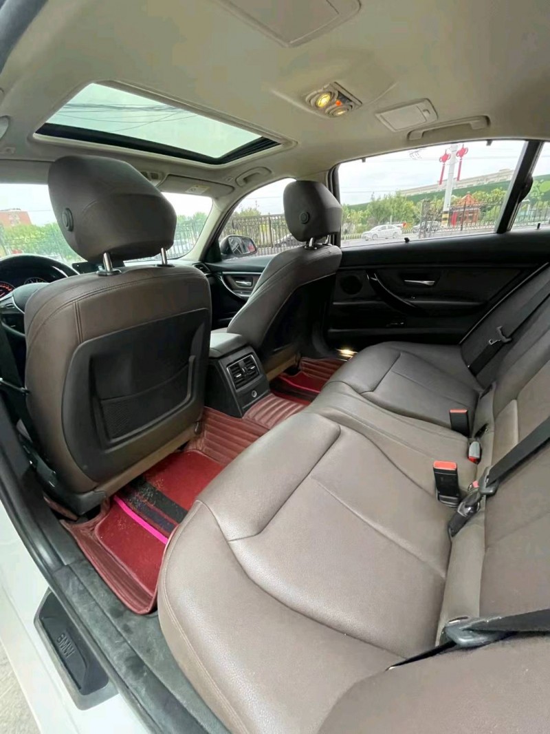 保定18年宝马3系6