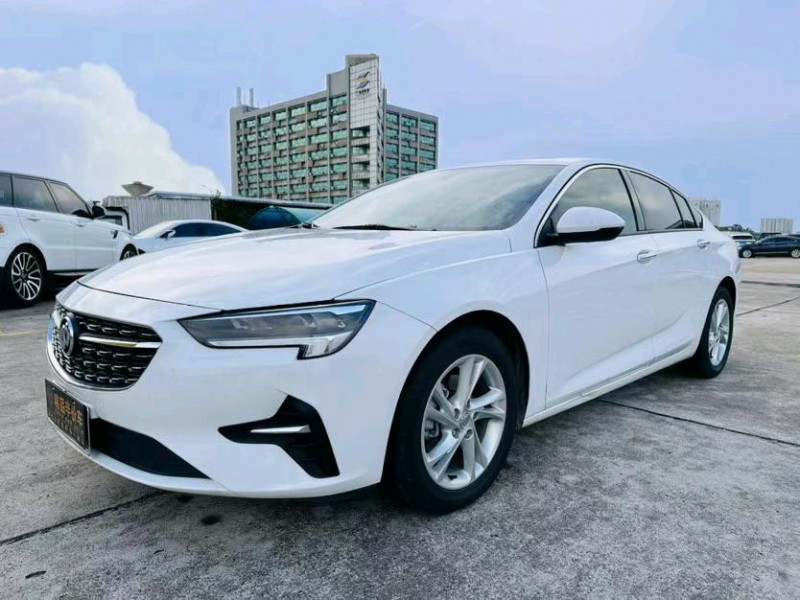 东莞21年别克君威2