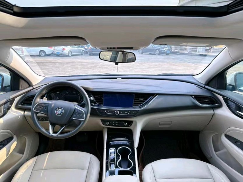 东莞21年别克君威5