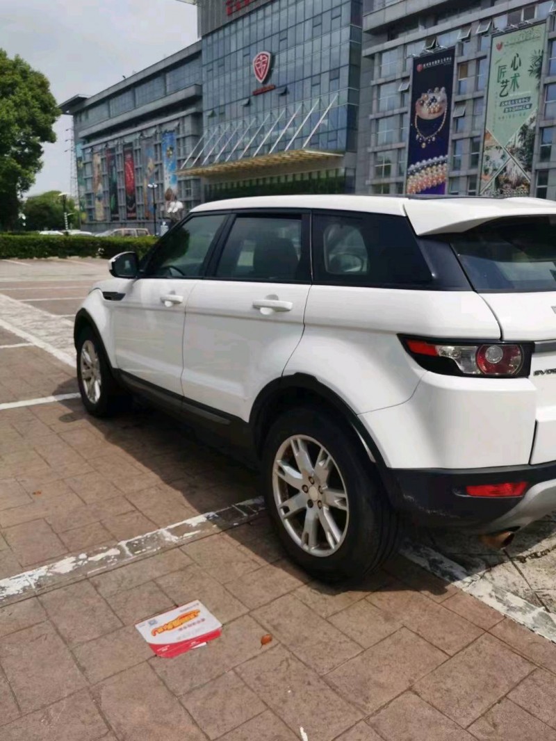 常州15年路虎极光4