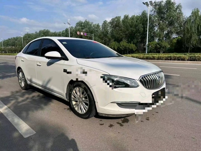 枣庄15年别克英朗2