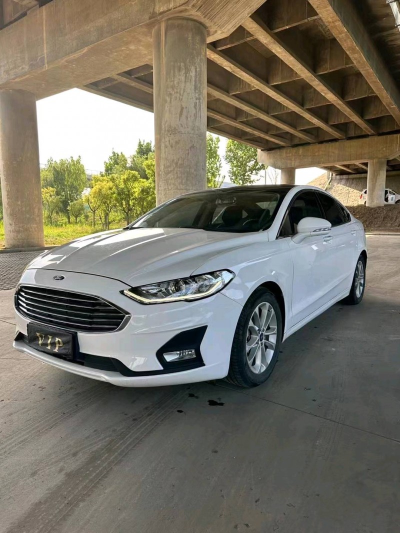 东营21年福特蒙迪欧2