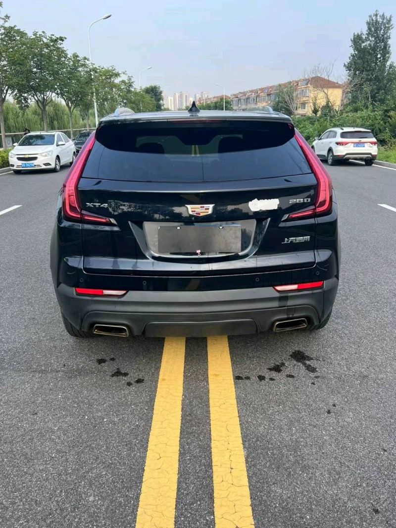 枣庄21年凯迪拉克XT47