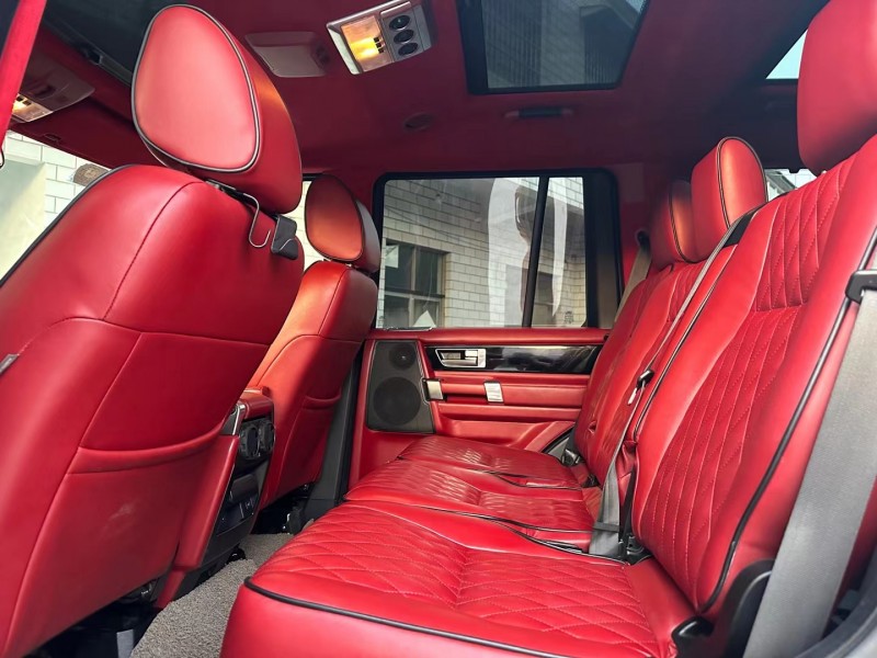 济宁14年路虎发现7