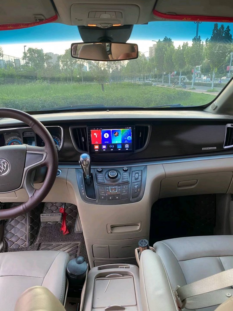 济南11年别克GL85