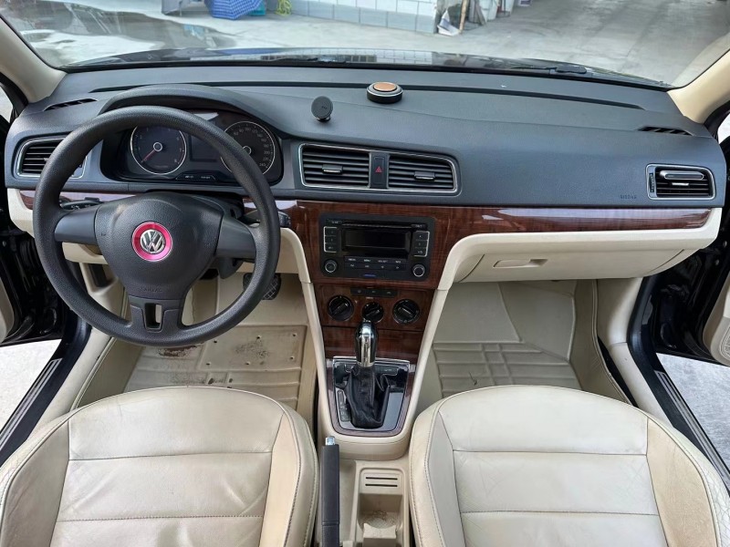 济宁13年大众朗逸8