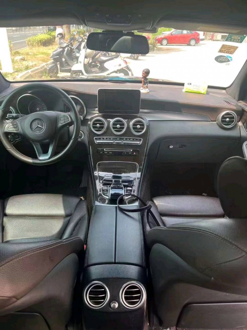 嘉兴18年奔驰GLC9