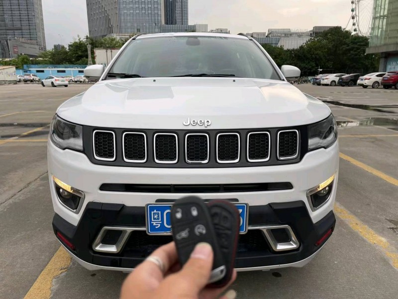 广州17年Jeep指南者1