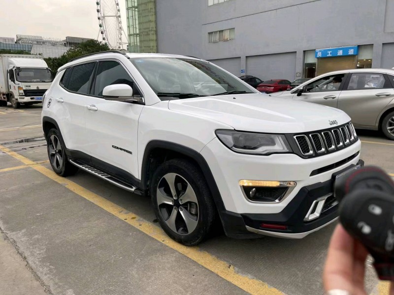 广州17年Jeep指南者3