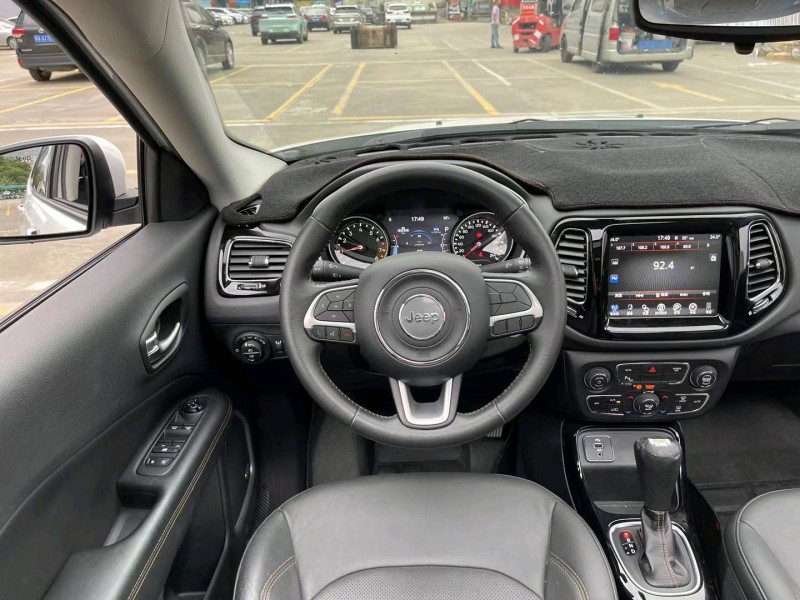 广州17年Jeep指南者6