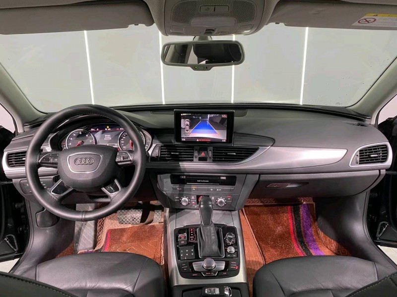 成都18年奥迪A4L5