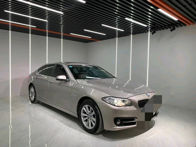 成都15年宝马5系3