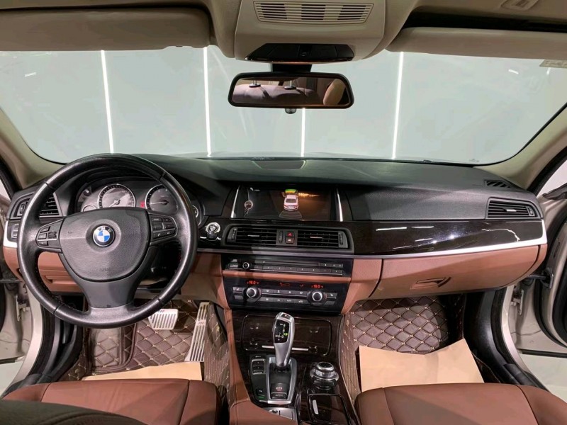 成都15年宝马5系5